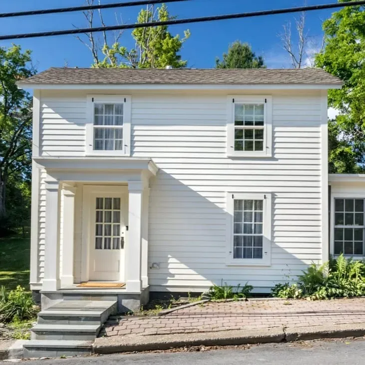 Benjamin Moore Acadia White exterior paint