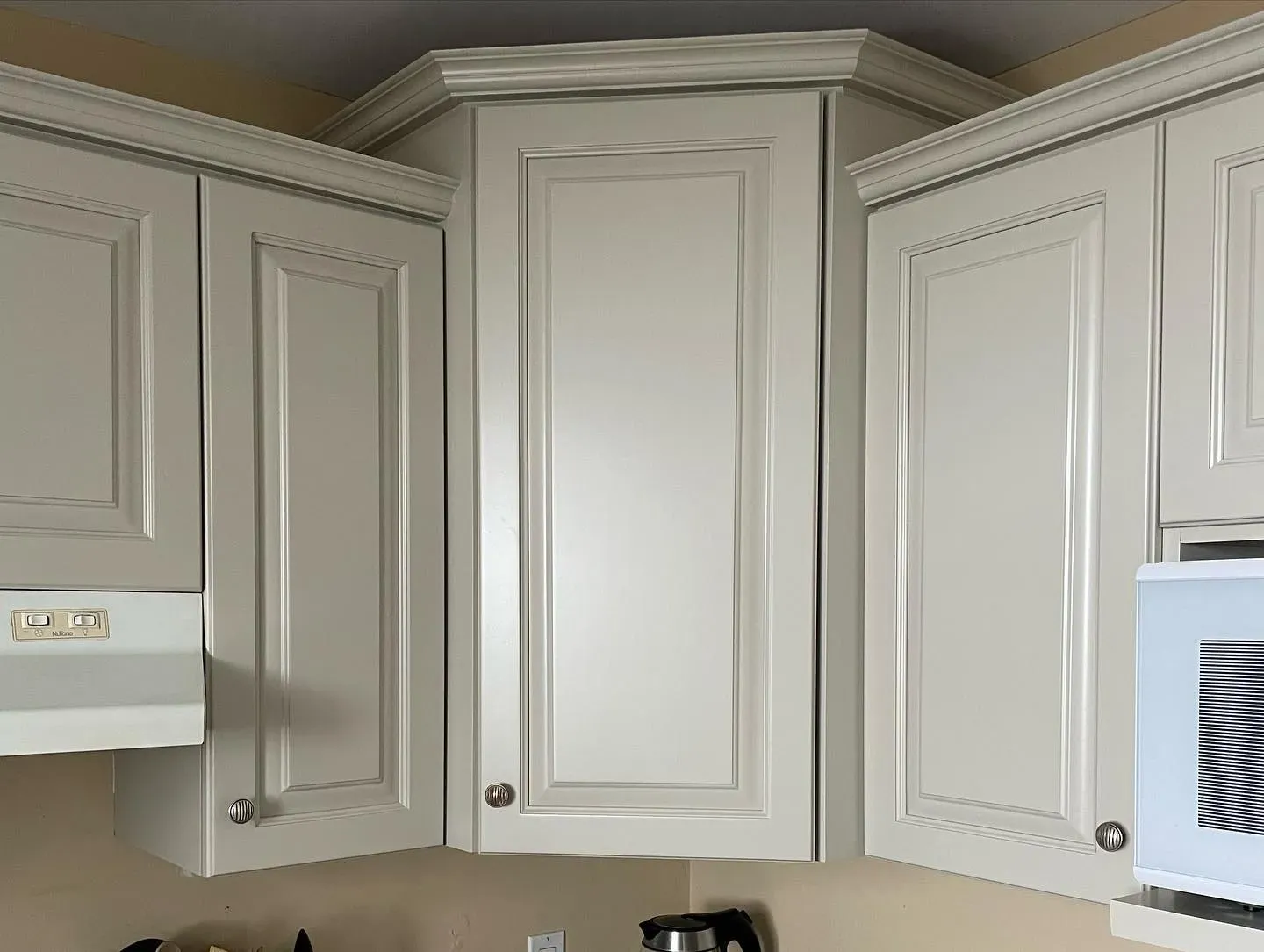 Benjamin Moore HC-176 kitchen cabinets 