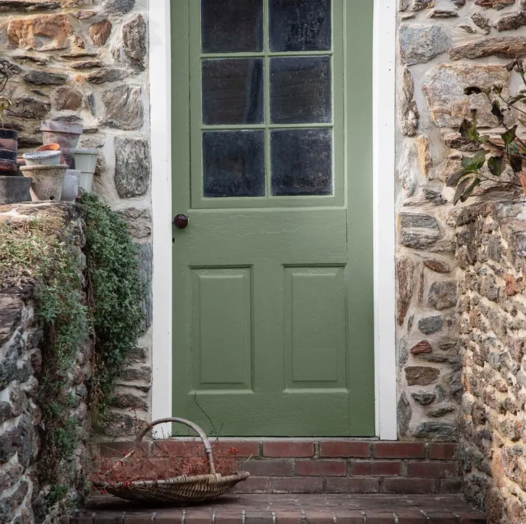 Benjamin Moore Avon Green front door color