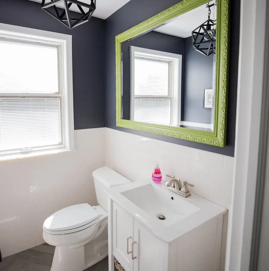 Benjamin Moore Baby Seal Black bathroom 