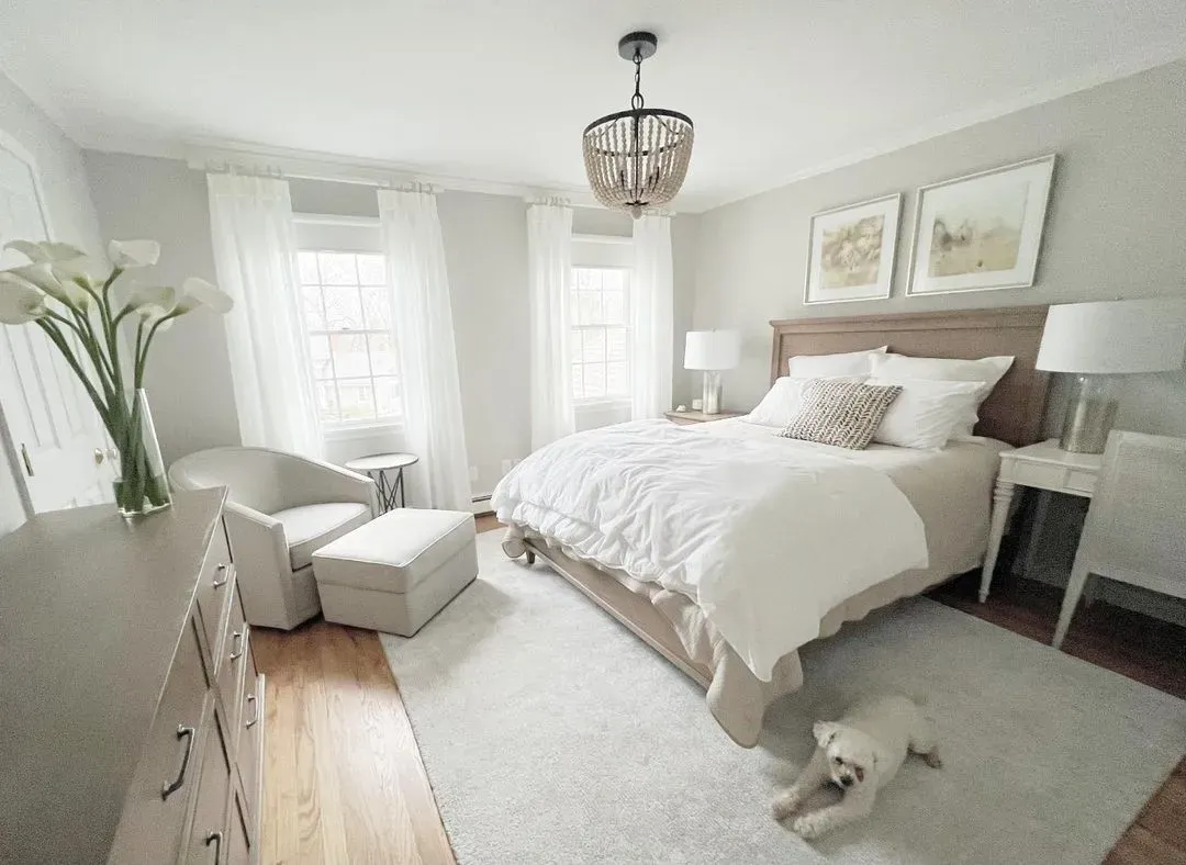 Benjamin Moore OC-27 bedroom paint