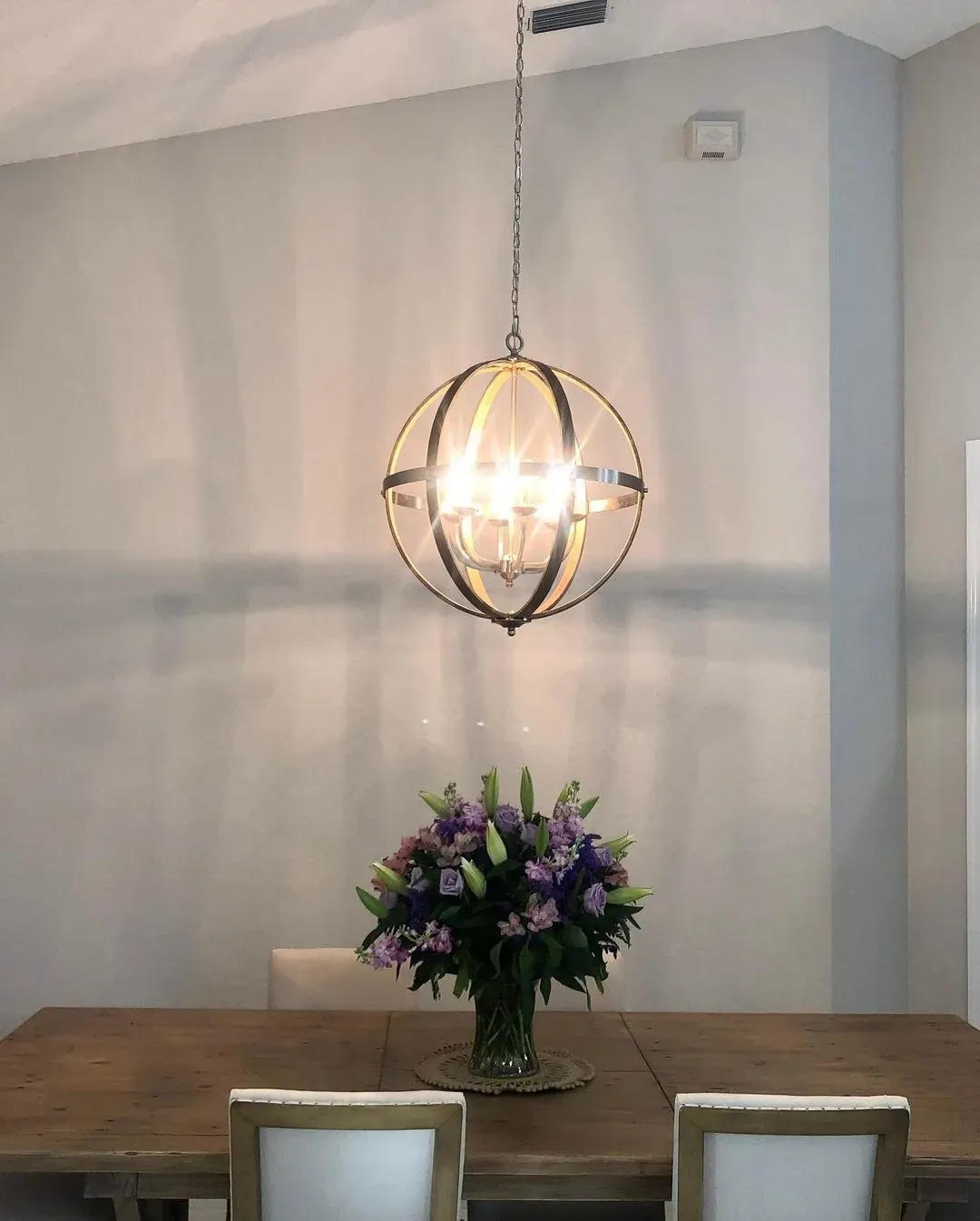 Benjamin Moore OC-27 living room color