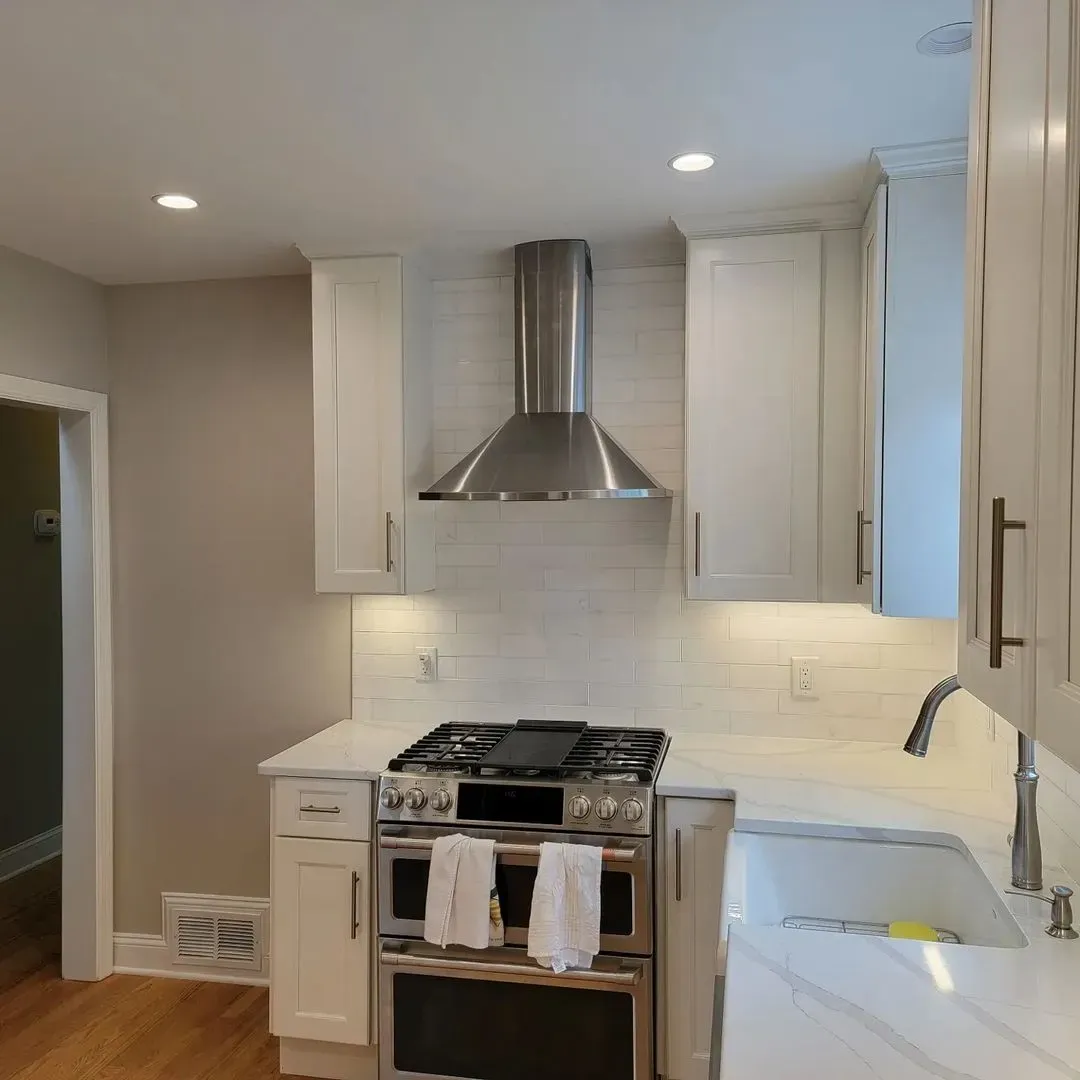 Benjamin Moore Balboa Mist kitchen cabinets color