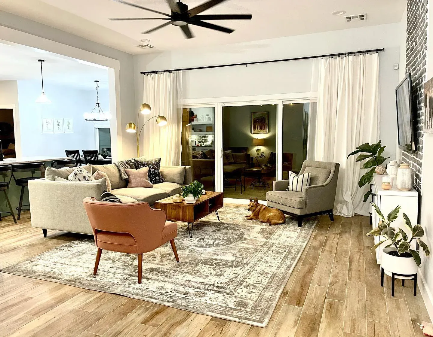 Cascade White Living Room