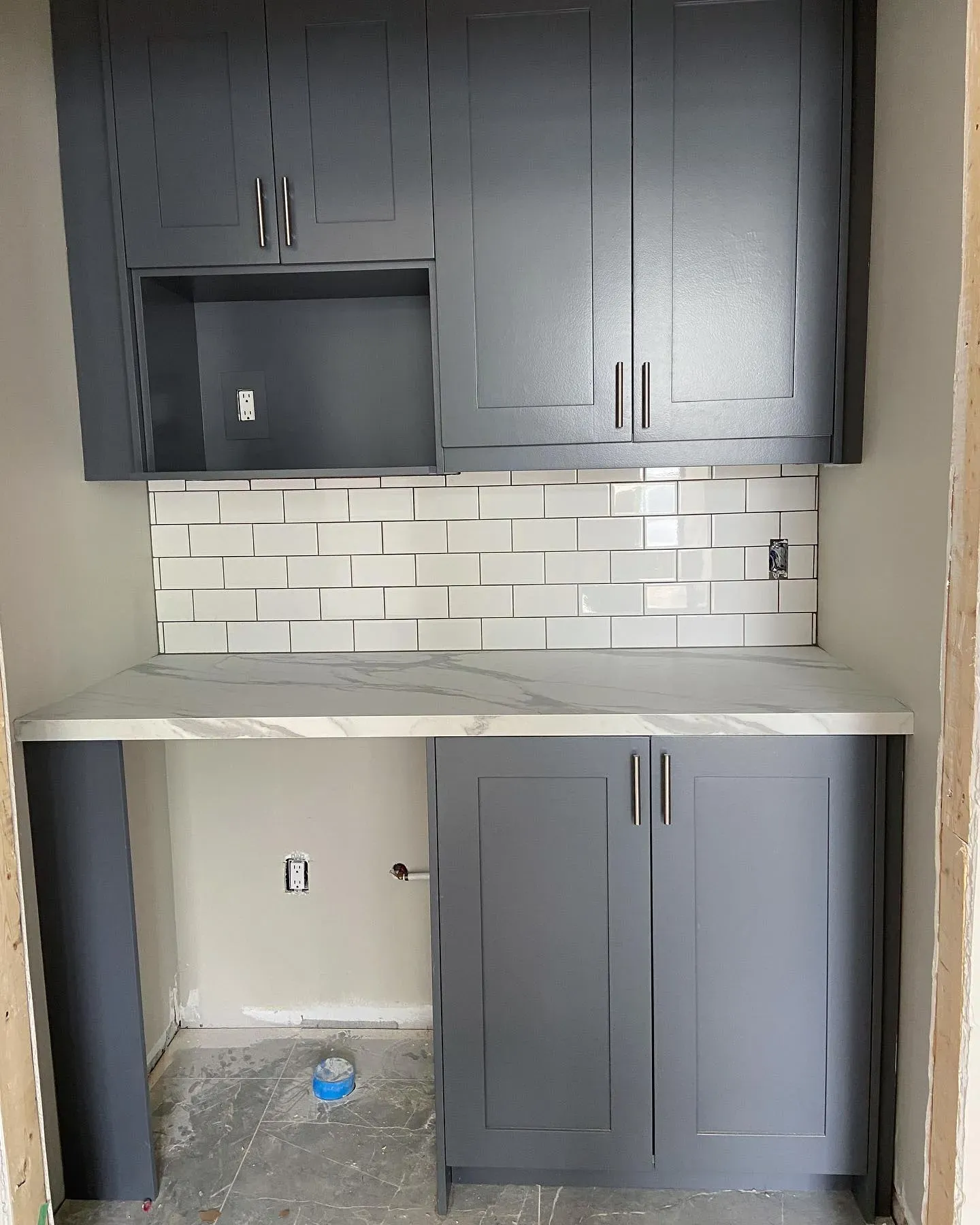 Charcoal Slate kitchen cabinets 