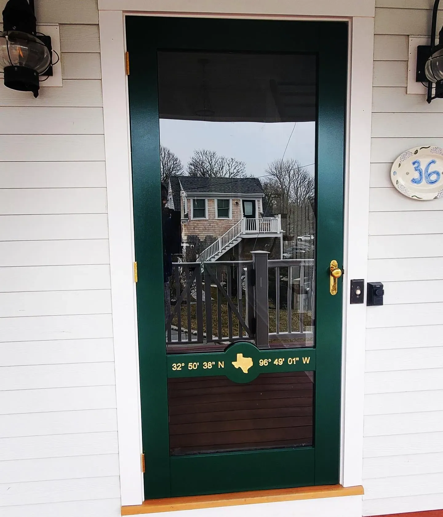 Benjamin Moore Chrome Green front door 