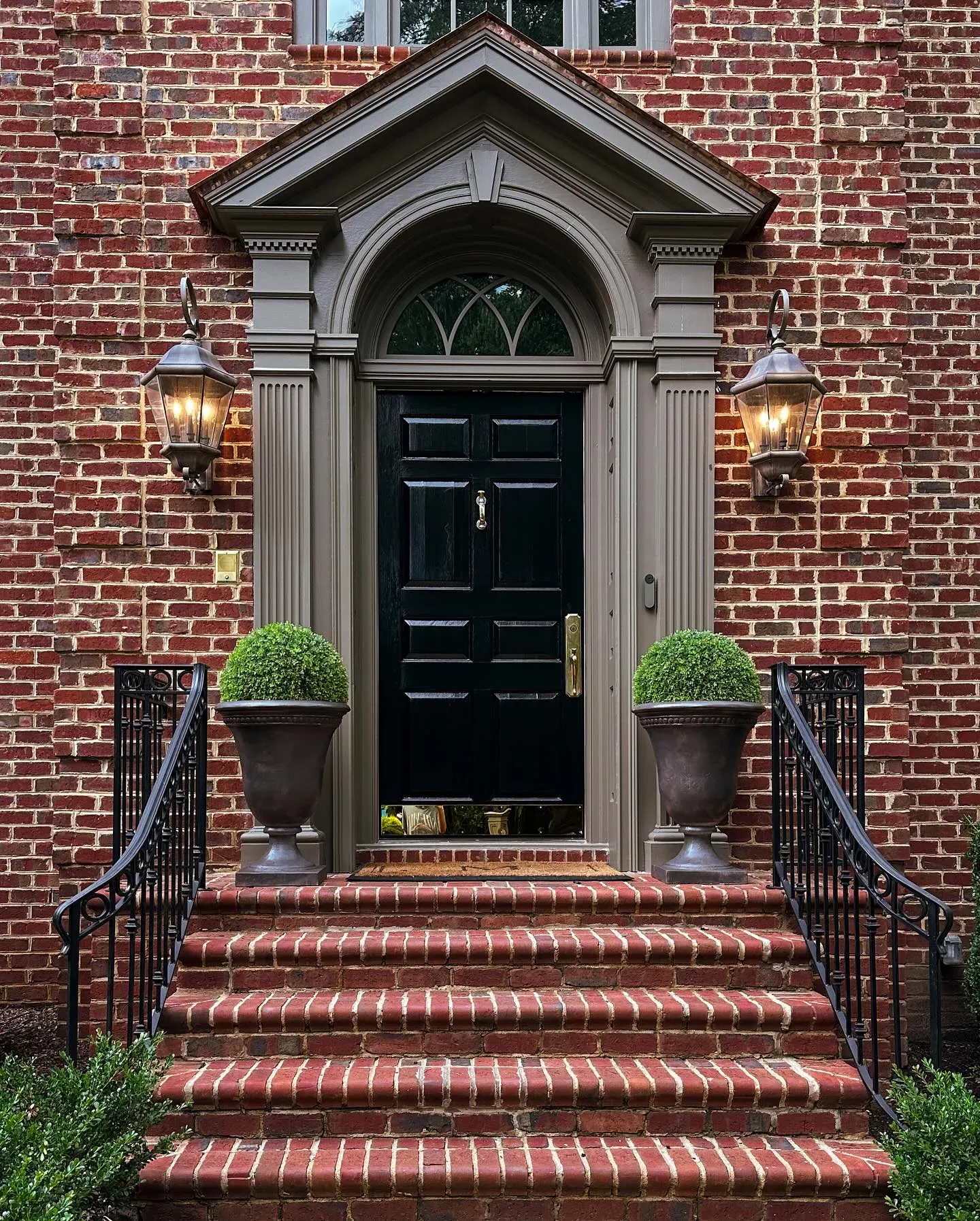 Cromwell Gray exterior color