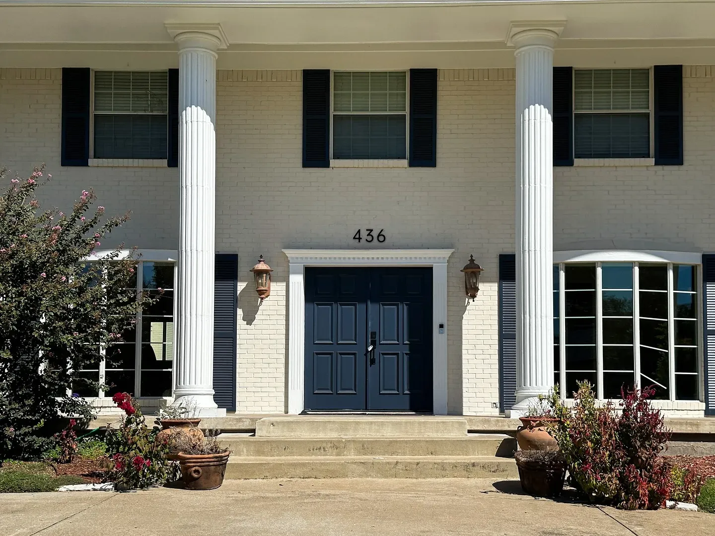 Baby Fawn house exterior review