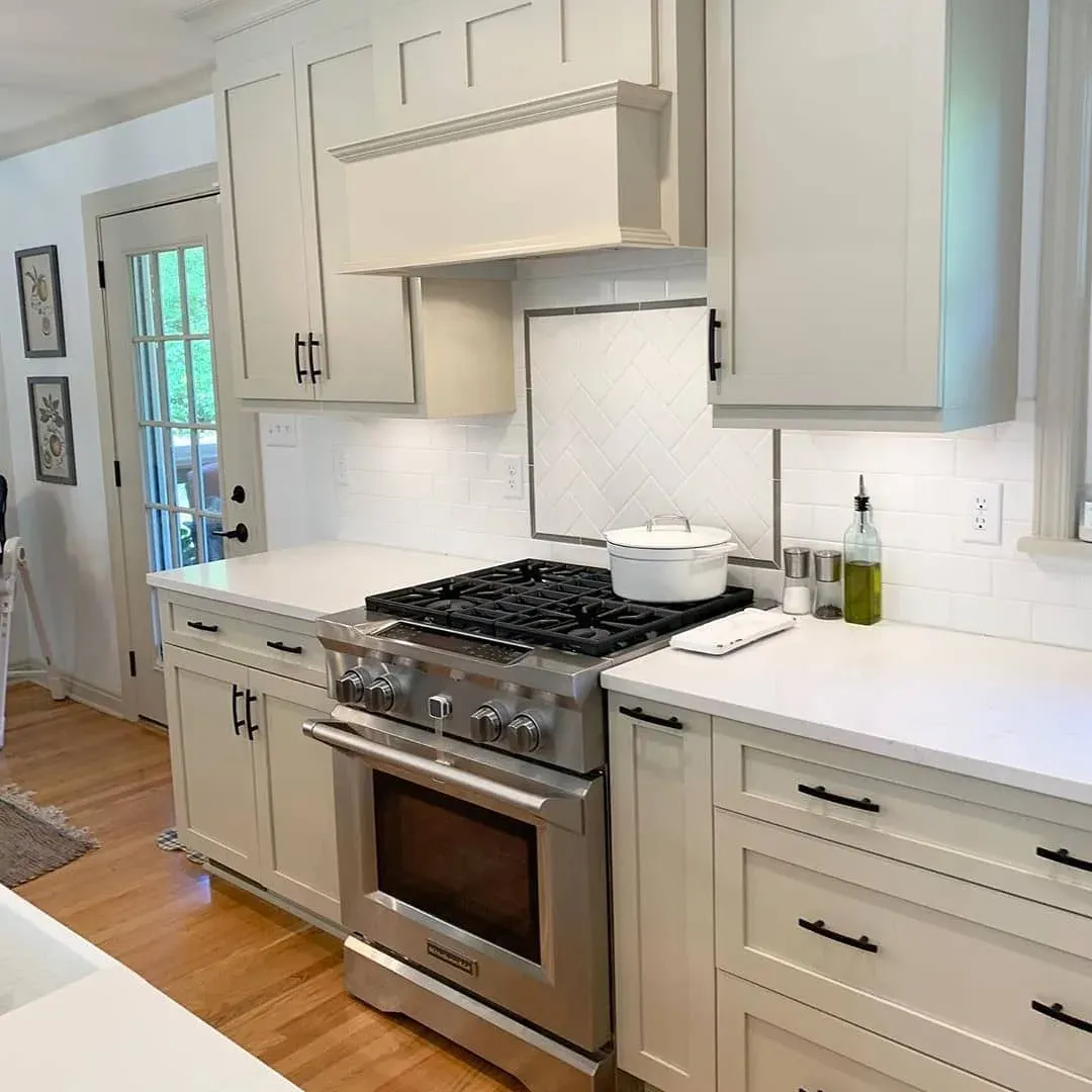 Benjamin Moore Baby Fawn kitchen cabinets paint