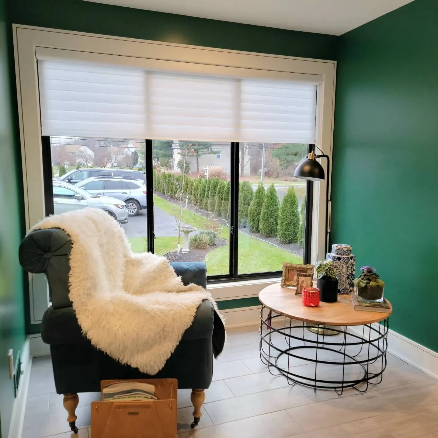 Benjamin Moore 2041-20 living room paint