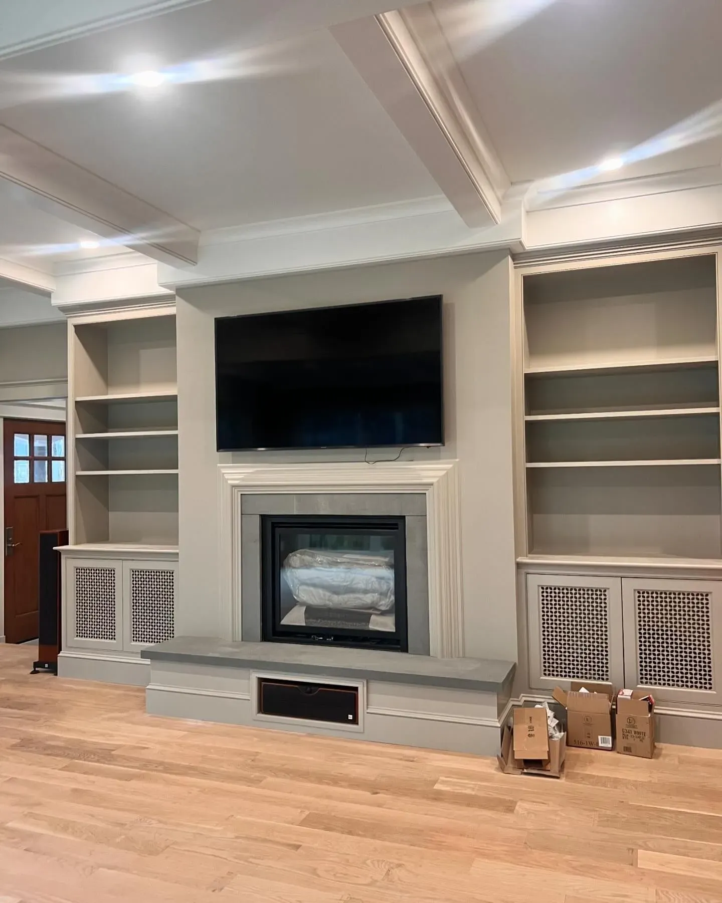 Benjamin Moore Finnie Gray living room fireplace 