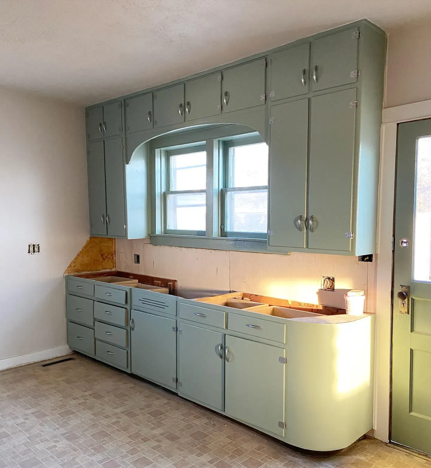 Benjamin Moore Herb Bouquet kitchen cabinets color