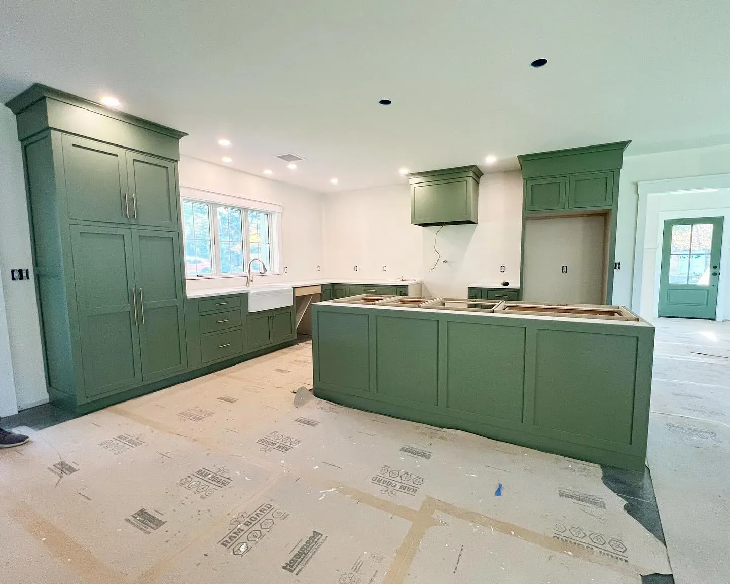 Benjamin Moore High Park kitchen cabinets review