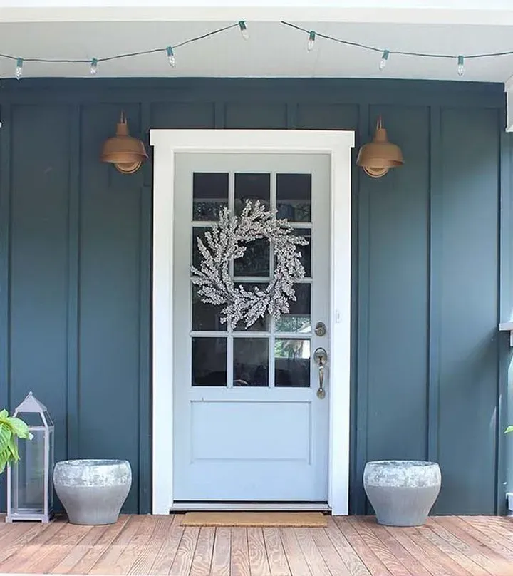 Benjamin Moore Iced Marble front door 