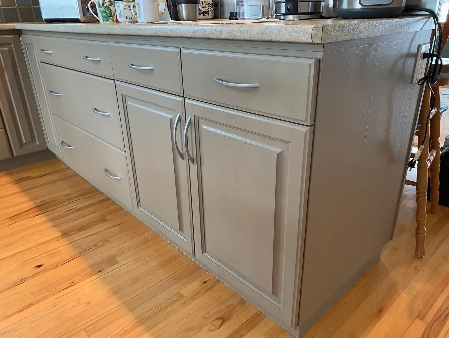 Kingsport Gray kitchen cabinets paint review