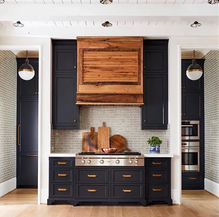 Benjamin Moore Midnight Oil kitchen cabinets color