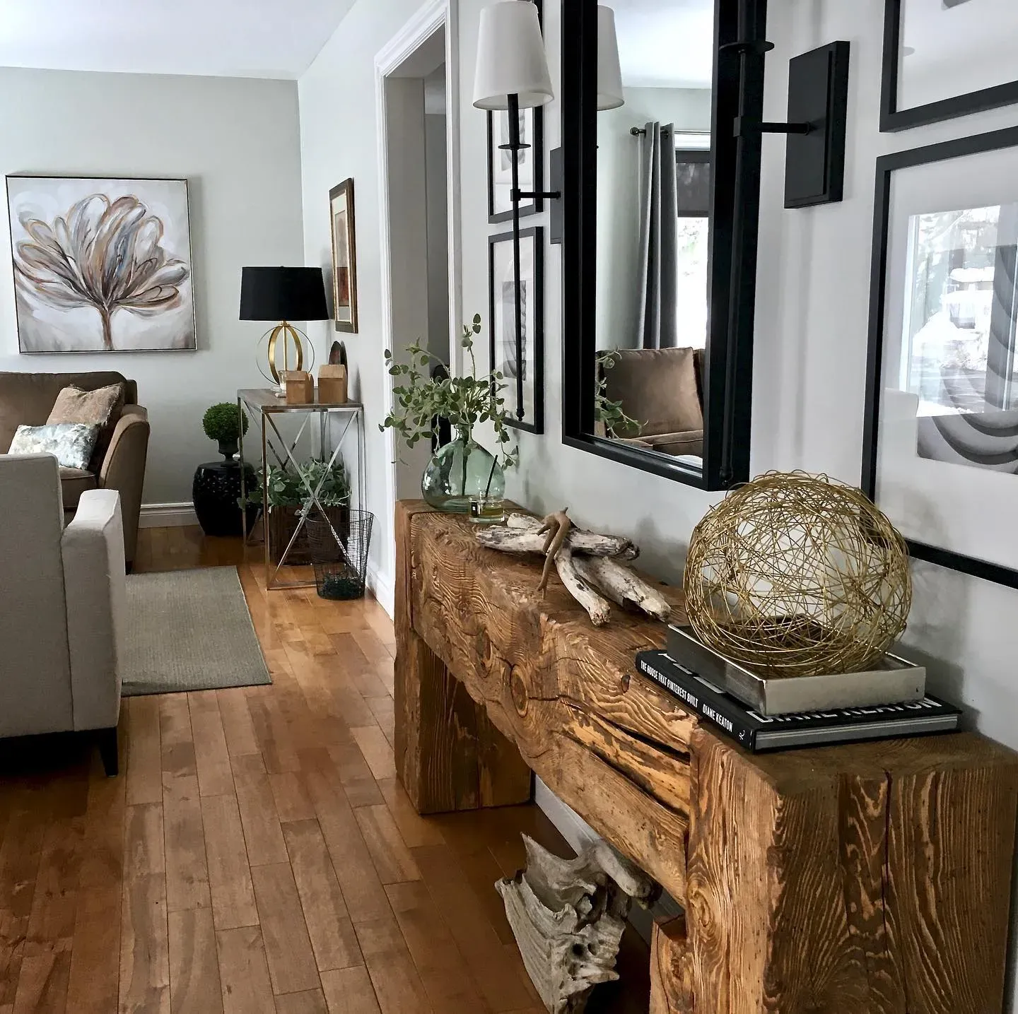 Benjamin Moore Moonshine living room interior