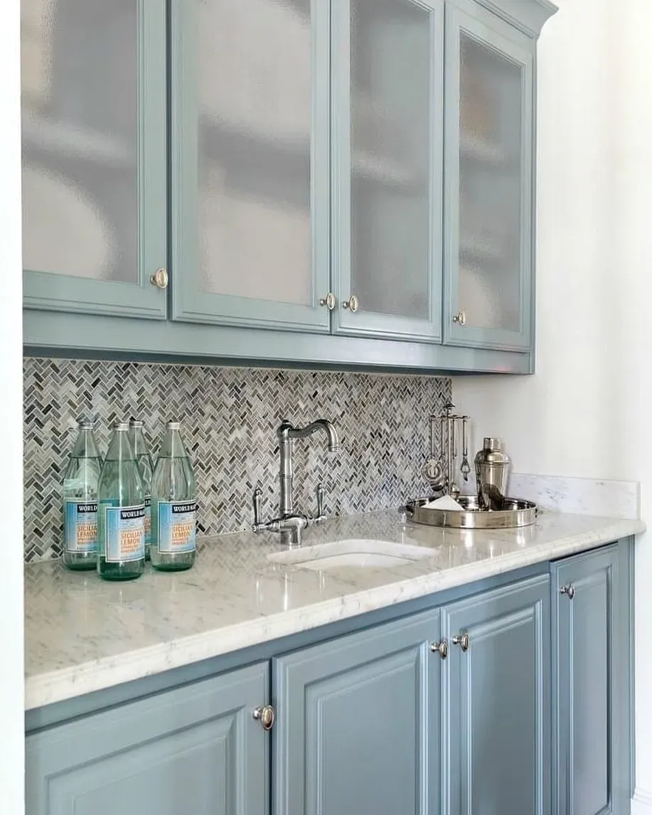 Benjamin Moore Kentucky Haze kitchen cabinets 