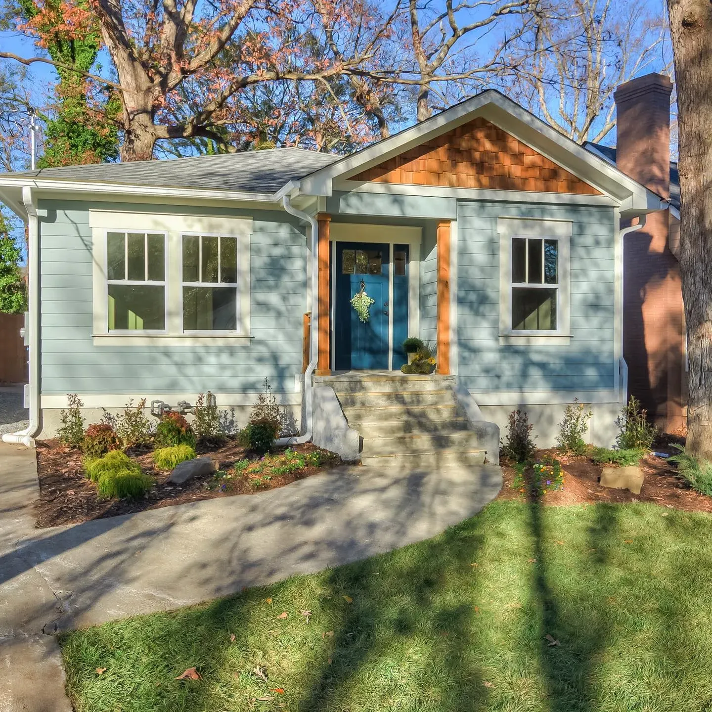 Benjamin Moore Kentucky Haze house exterior color