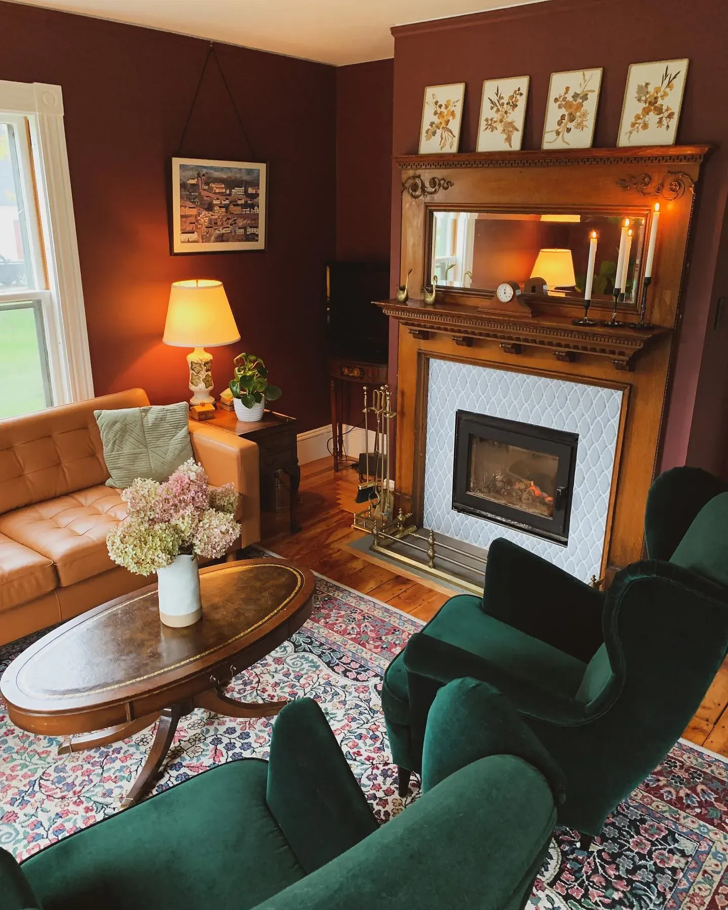 New London Burgundy living room interior