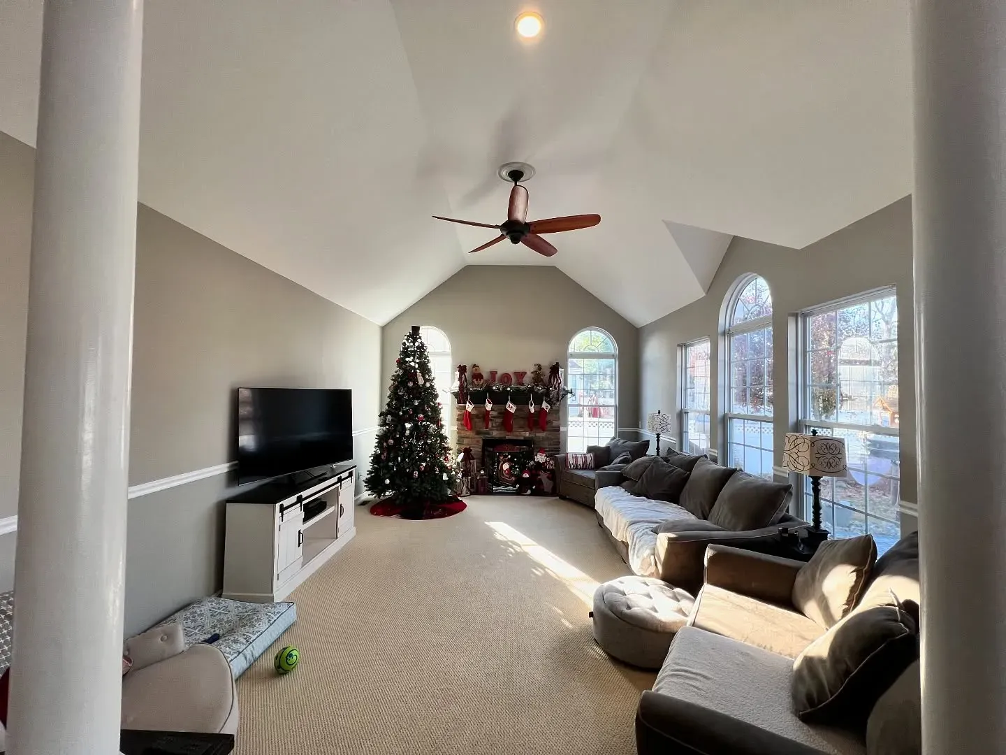 Benjamin Moore Northern Cliffs living room paint