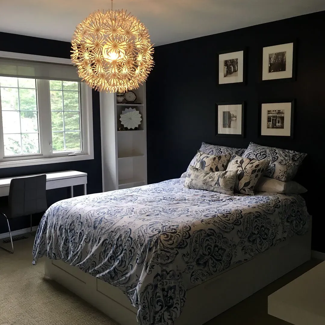 Benjamin Moore Old Navy bedroom interior