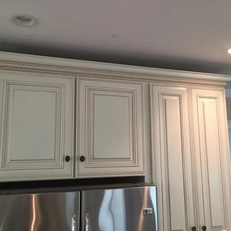 Benjamin Moore OC-33 kitchen cabinets 