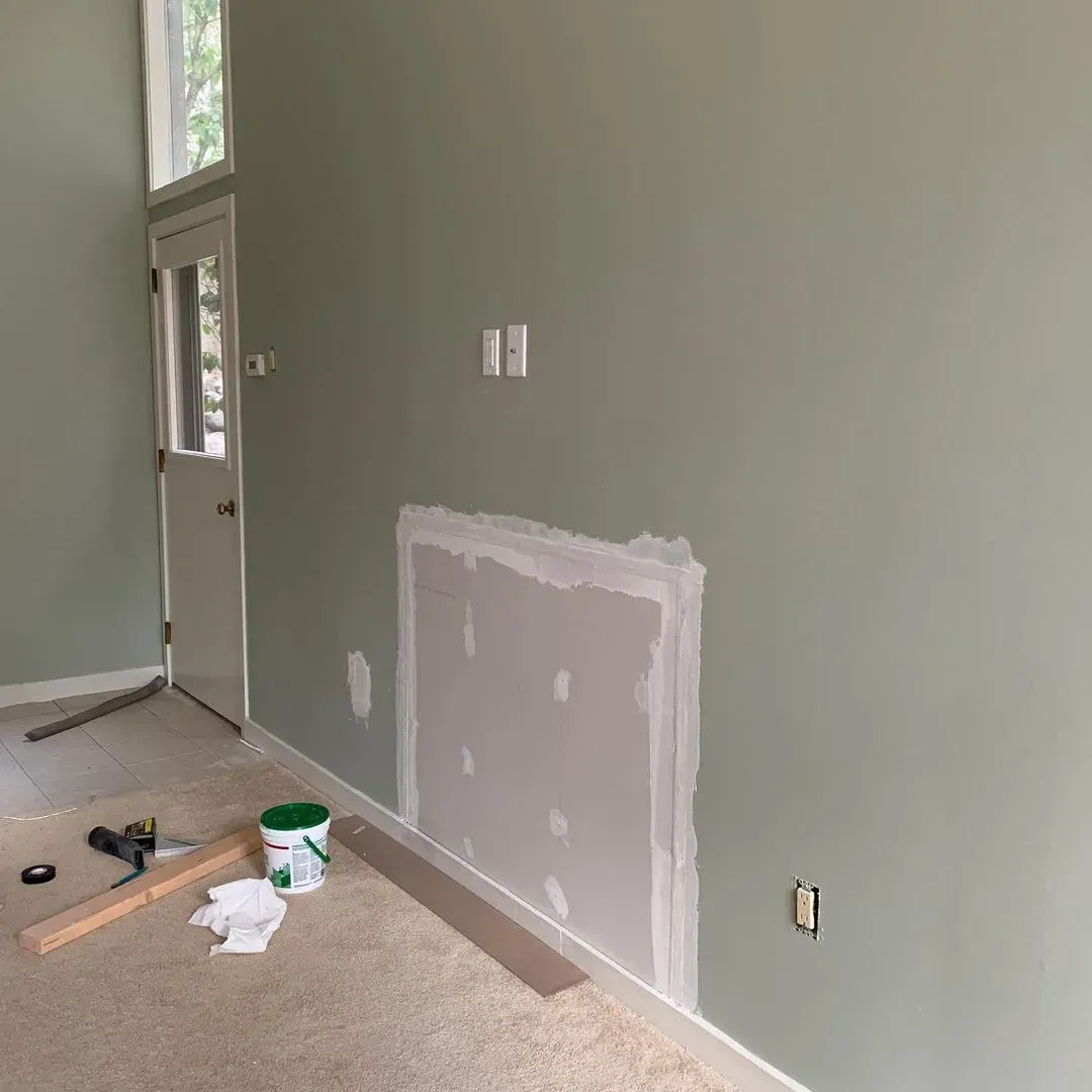 Benjamin Moore HC-114 living room color