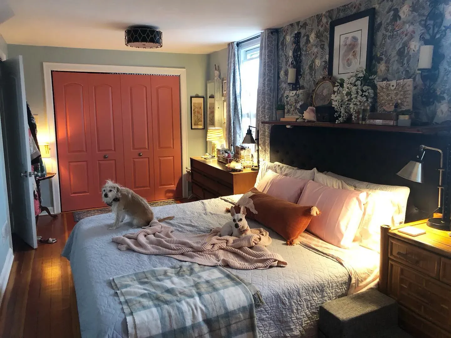 Seacliff Heights bedroom interior