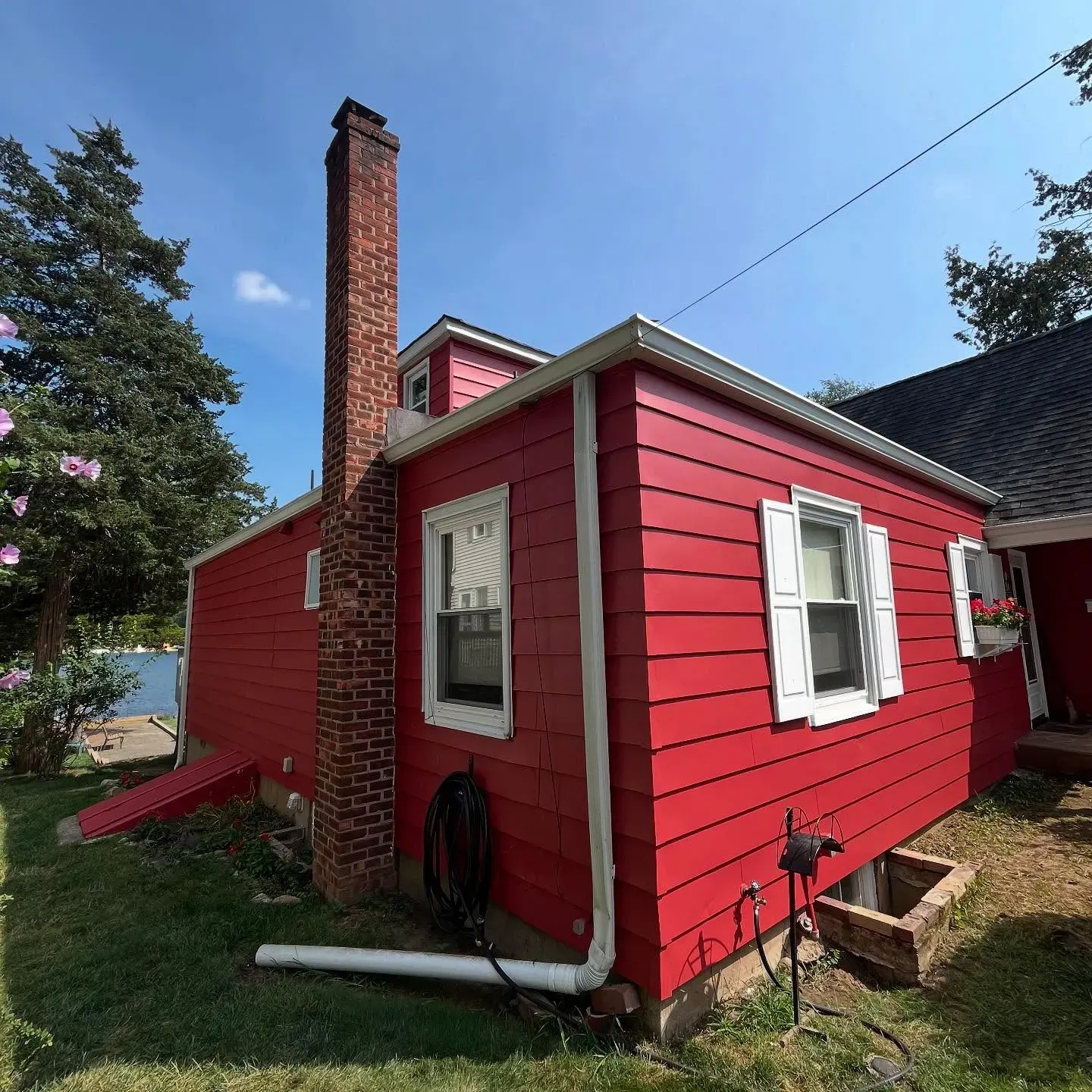 Benjamin Moore Segovia Red house exterior color review