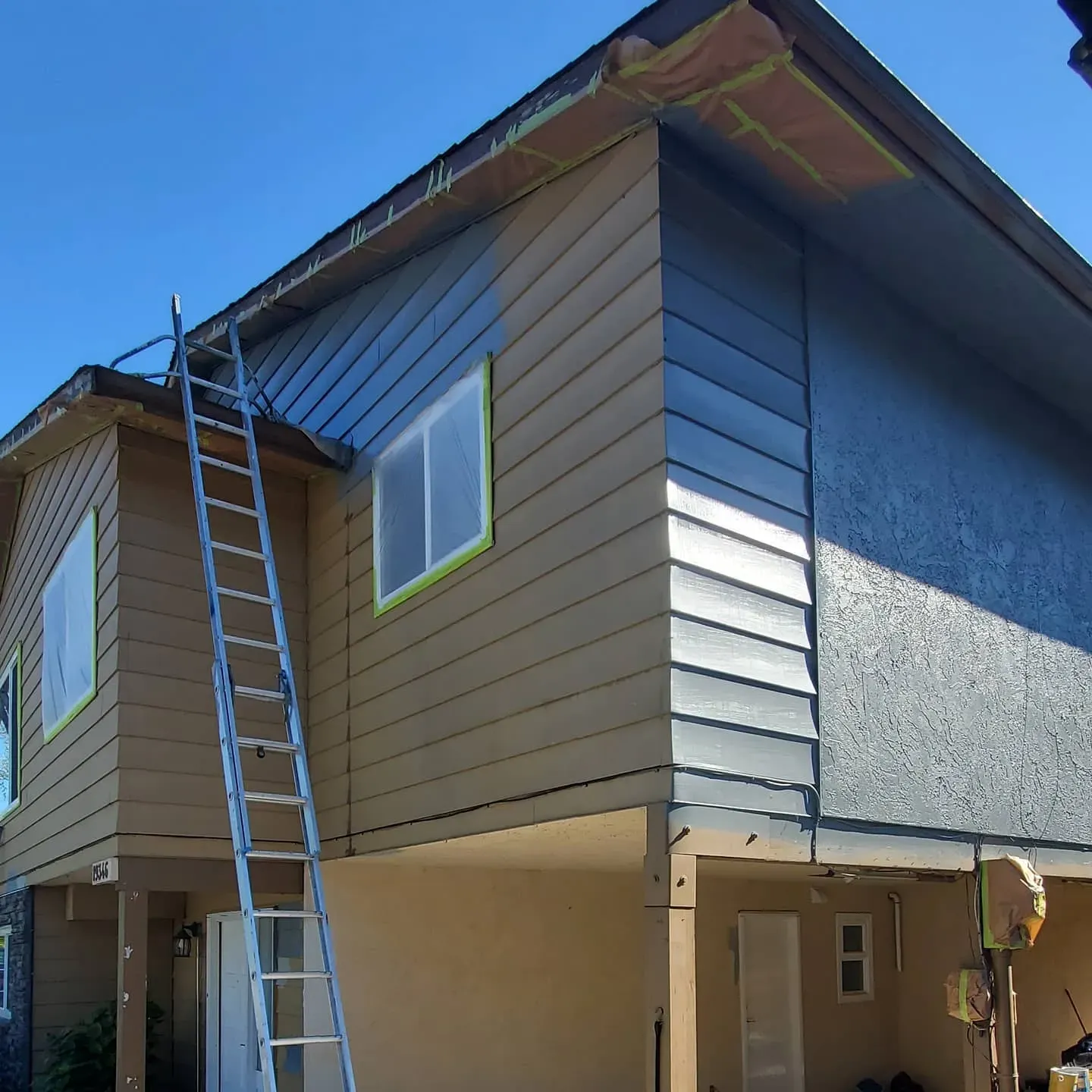 Benjamin Moore 2121-20 house exterior 