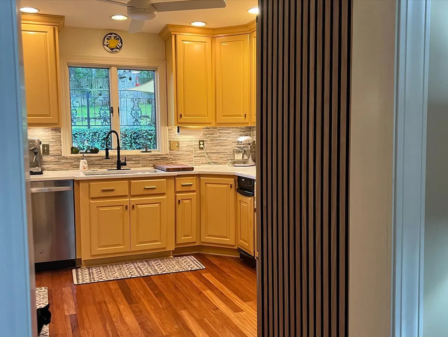 Benjamin Moore Stuart Gold kitchen cabinets picture