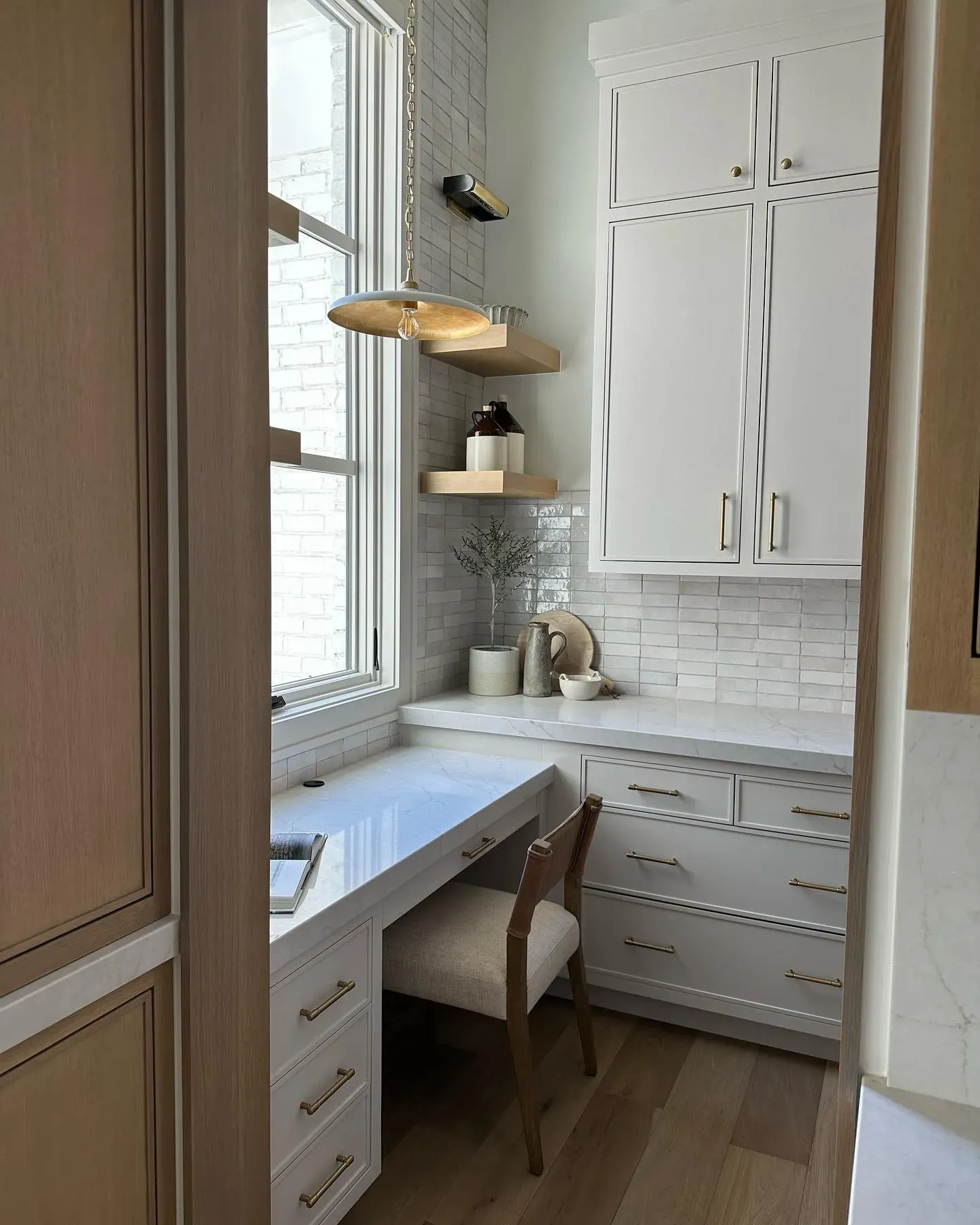 Benjamin Moore Vanilla Milkshake kitchen cabinets paint