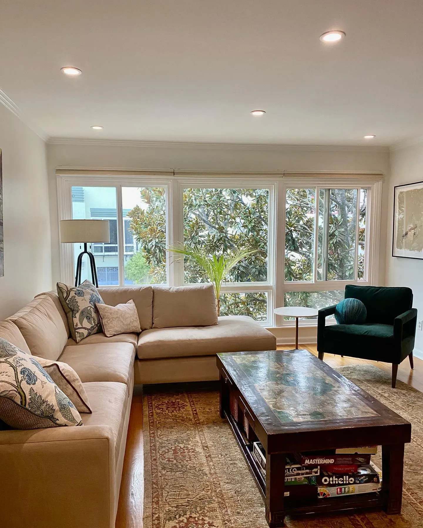 Benjamin Moore Vanilla Milkshake living room color