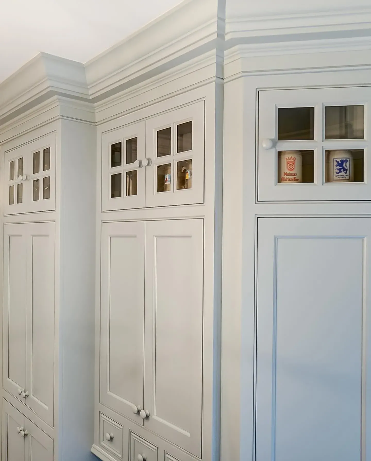 Benjamin Moore Wales Gray kitchen cabinets review