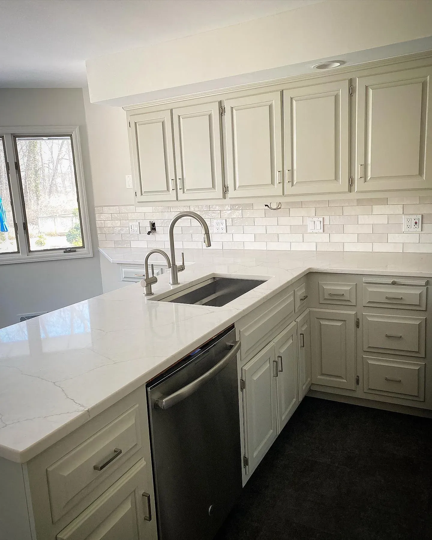 Benjamin Moore Winterwood kitchen cabinets 