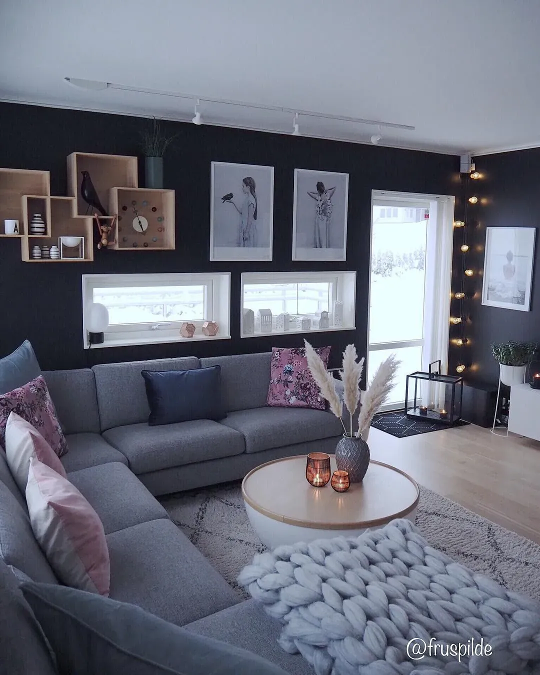 Jotun Dempet Sort scandinavian living room 