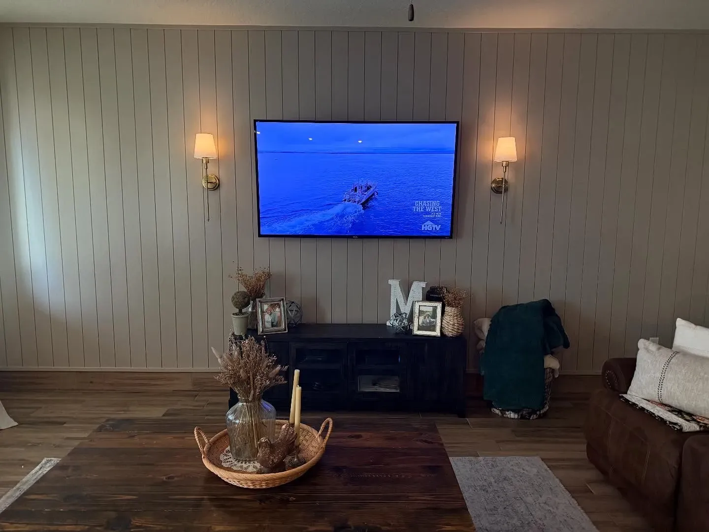 SW Bungalow Beige living room color review