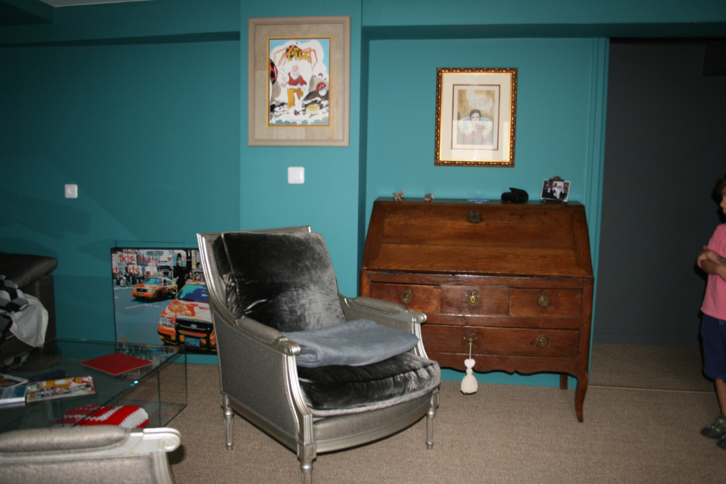 Interior with paint color Little Greene Canton 94