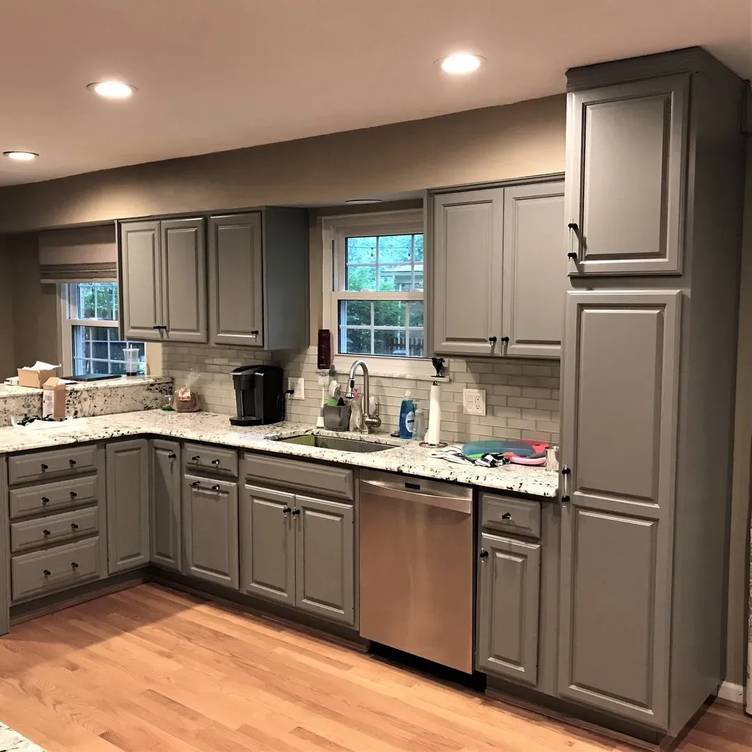 Dark paint colors for kitchen cabinets