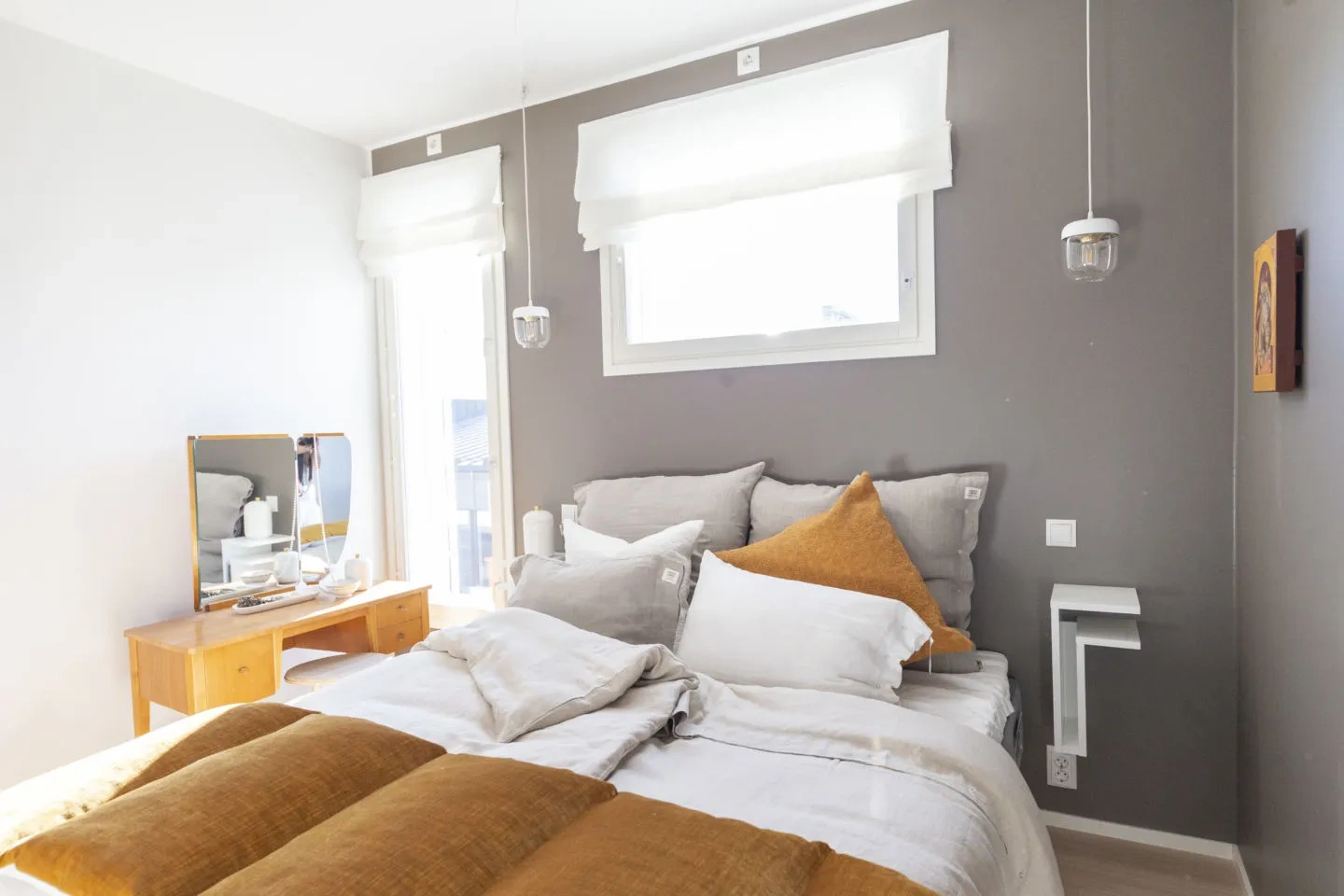 Interior with paint color Tikkurila Mole L487