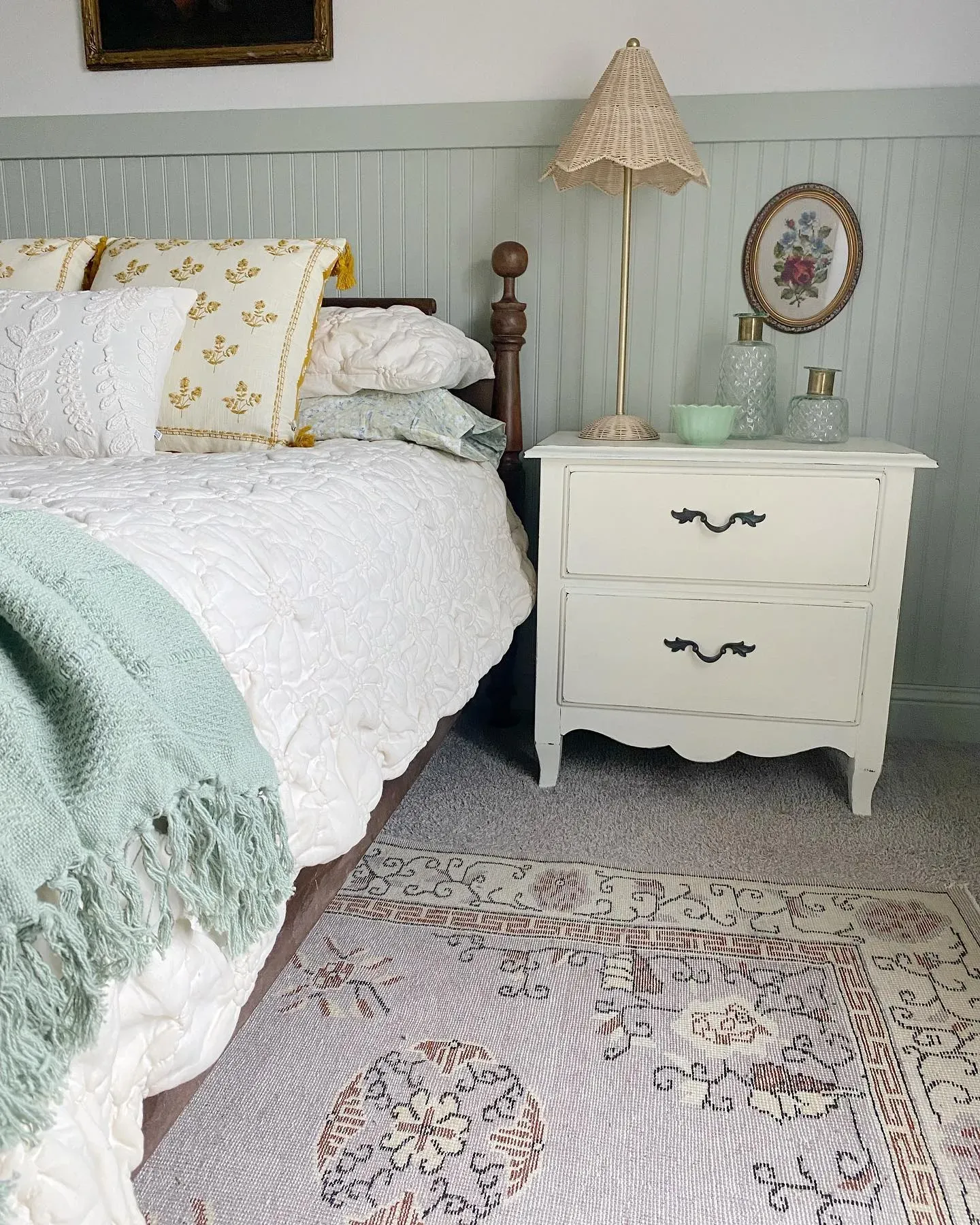 SW Contented bedroom color