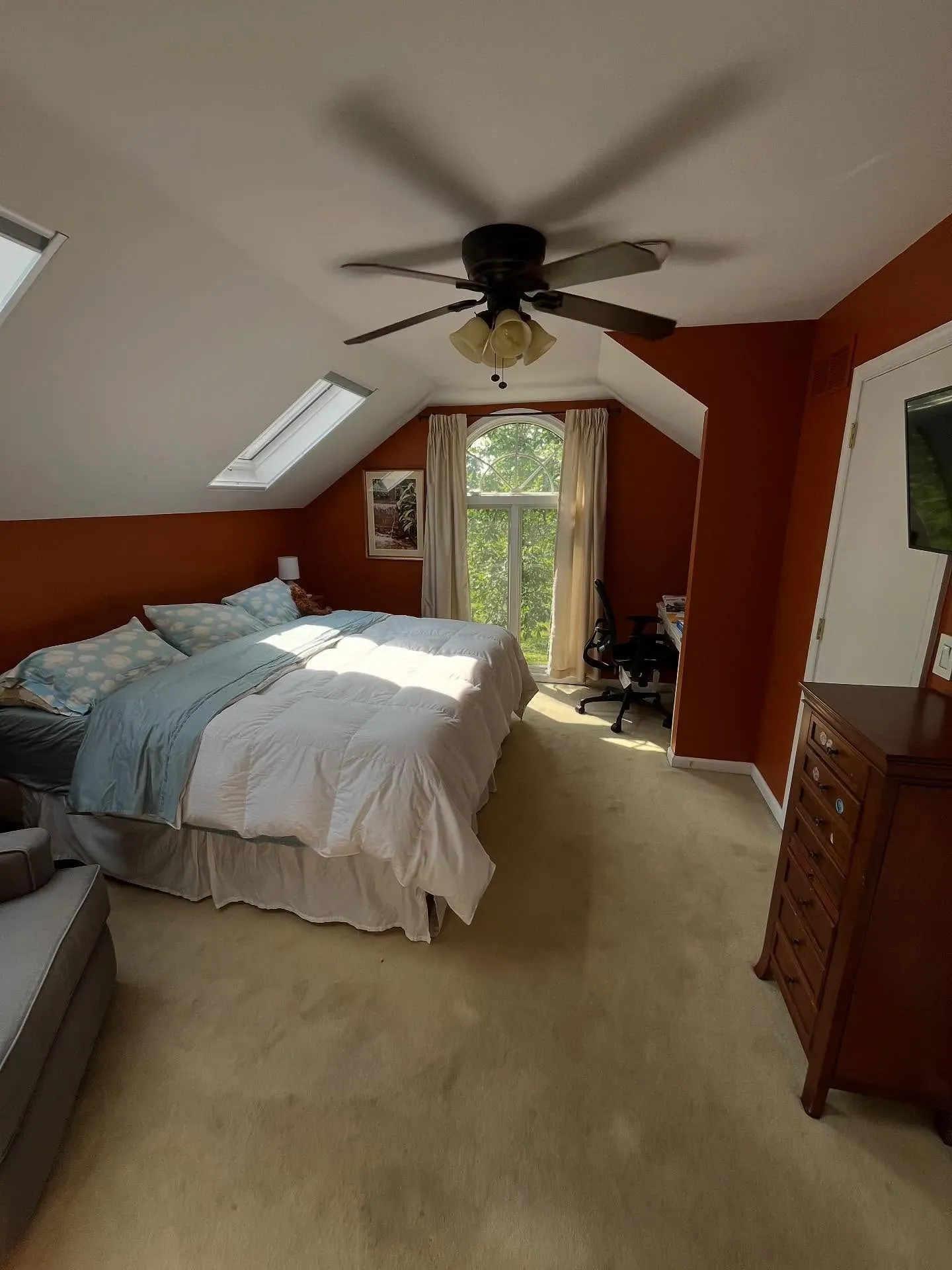 Sherwin Williams Copper Mountain bedroom 