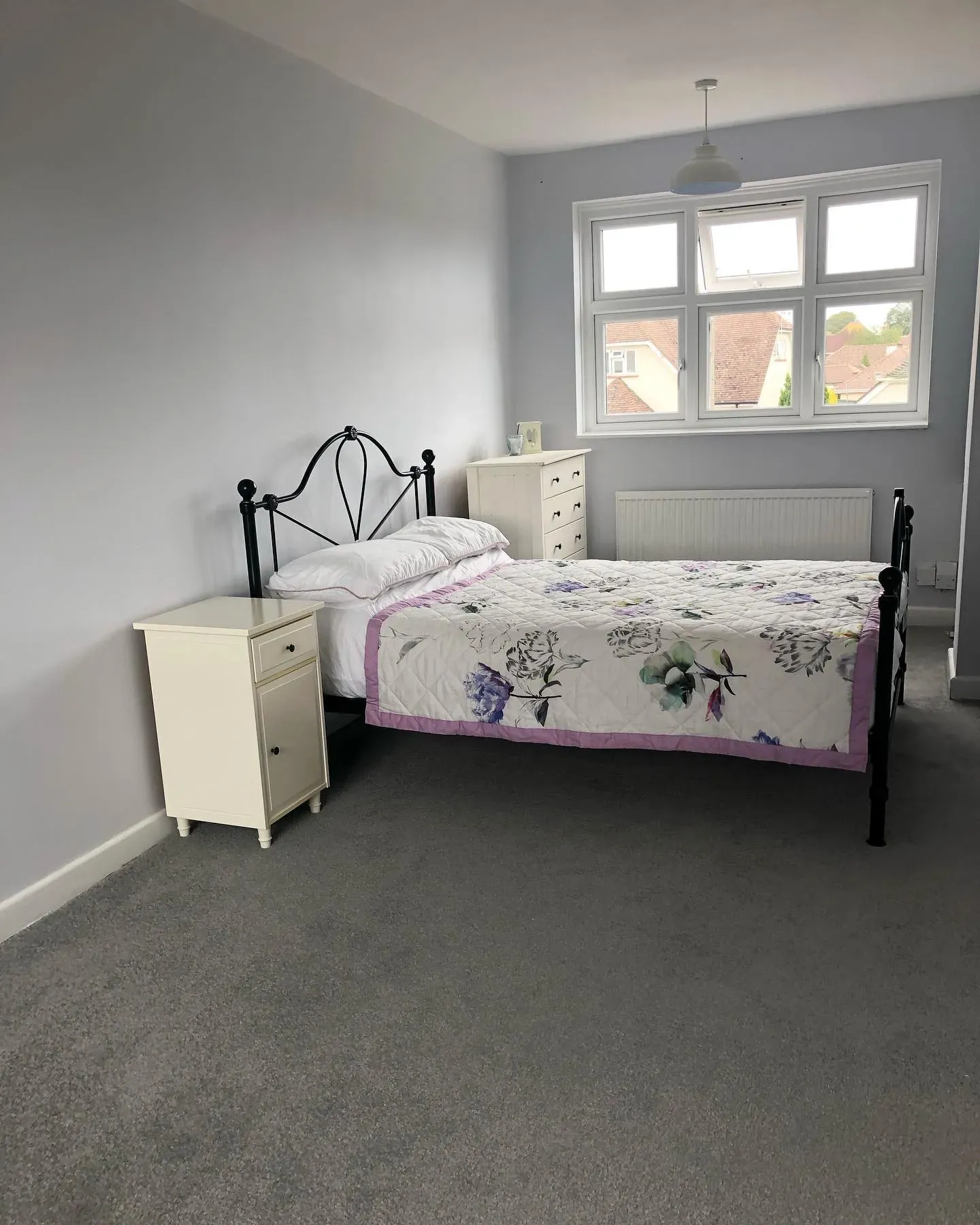 Dulux Cornflower White bedroom review