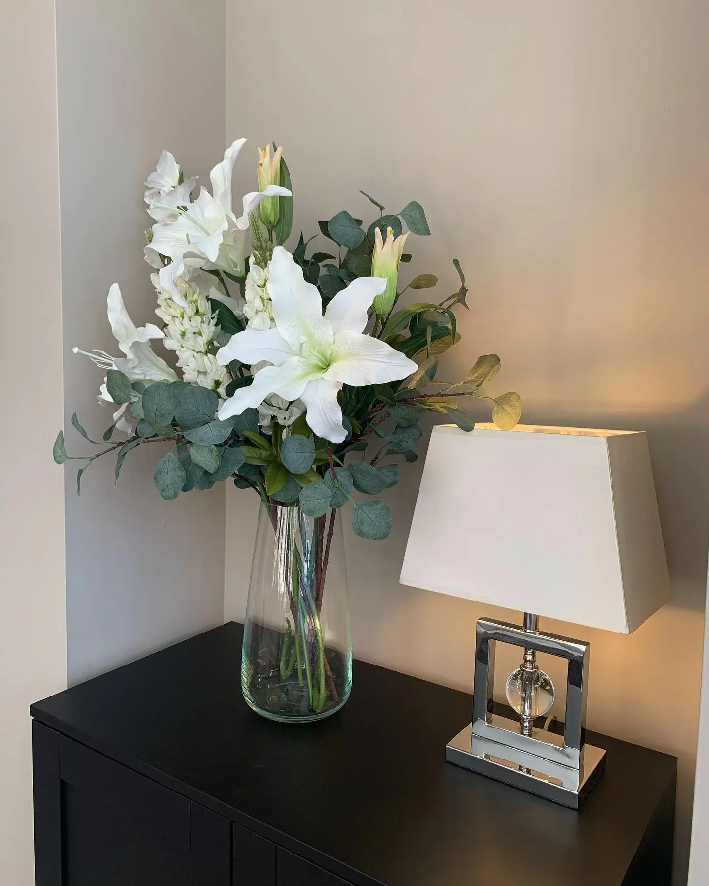 Dulux Cygnet Feather living room interior