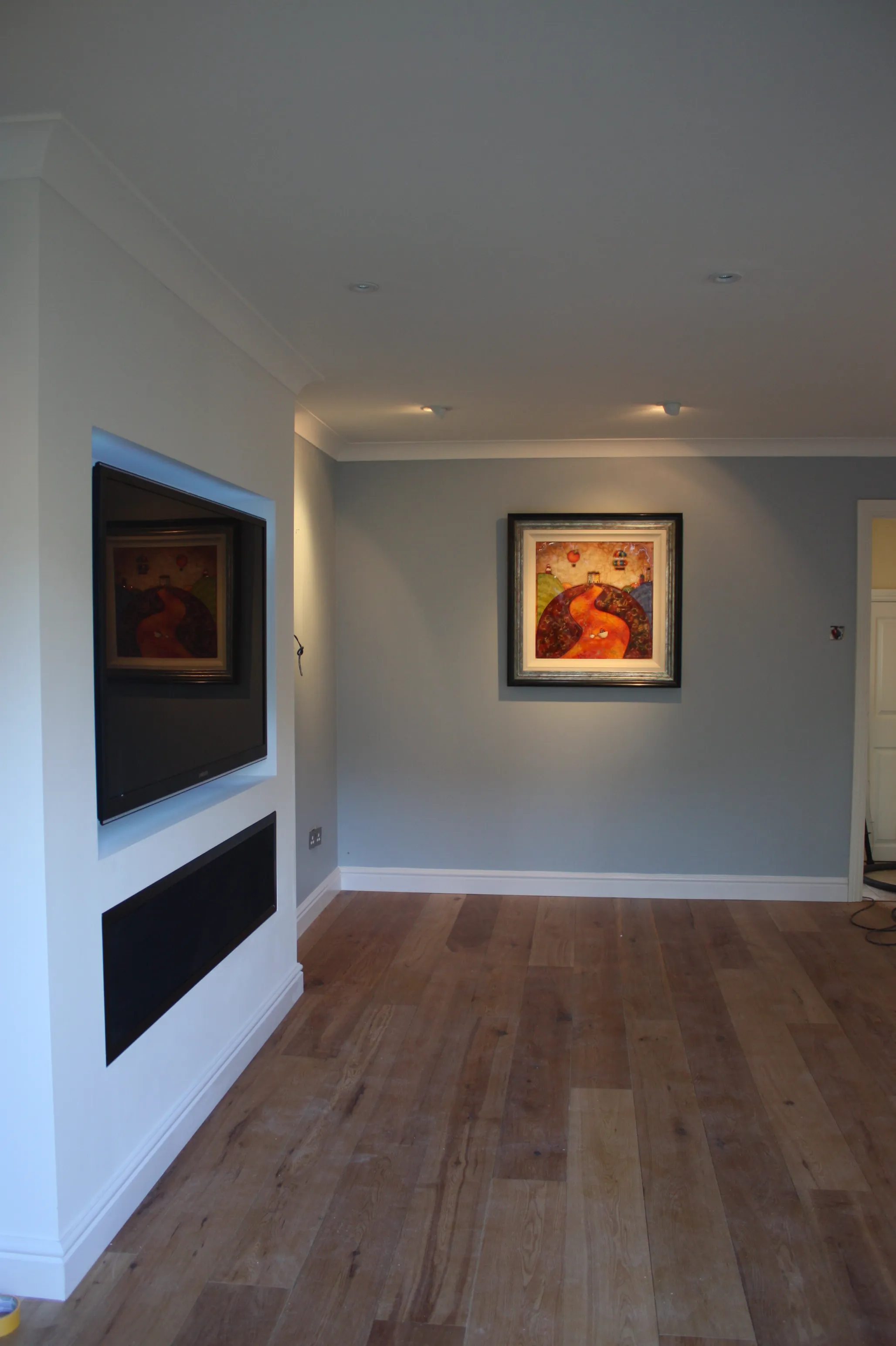 Interior with paint color Dulux Coastal Grey 70BG 56/061