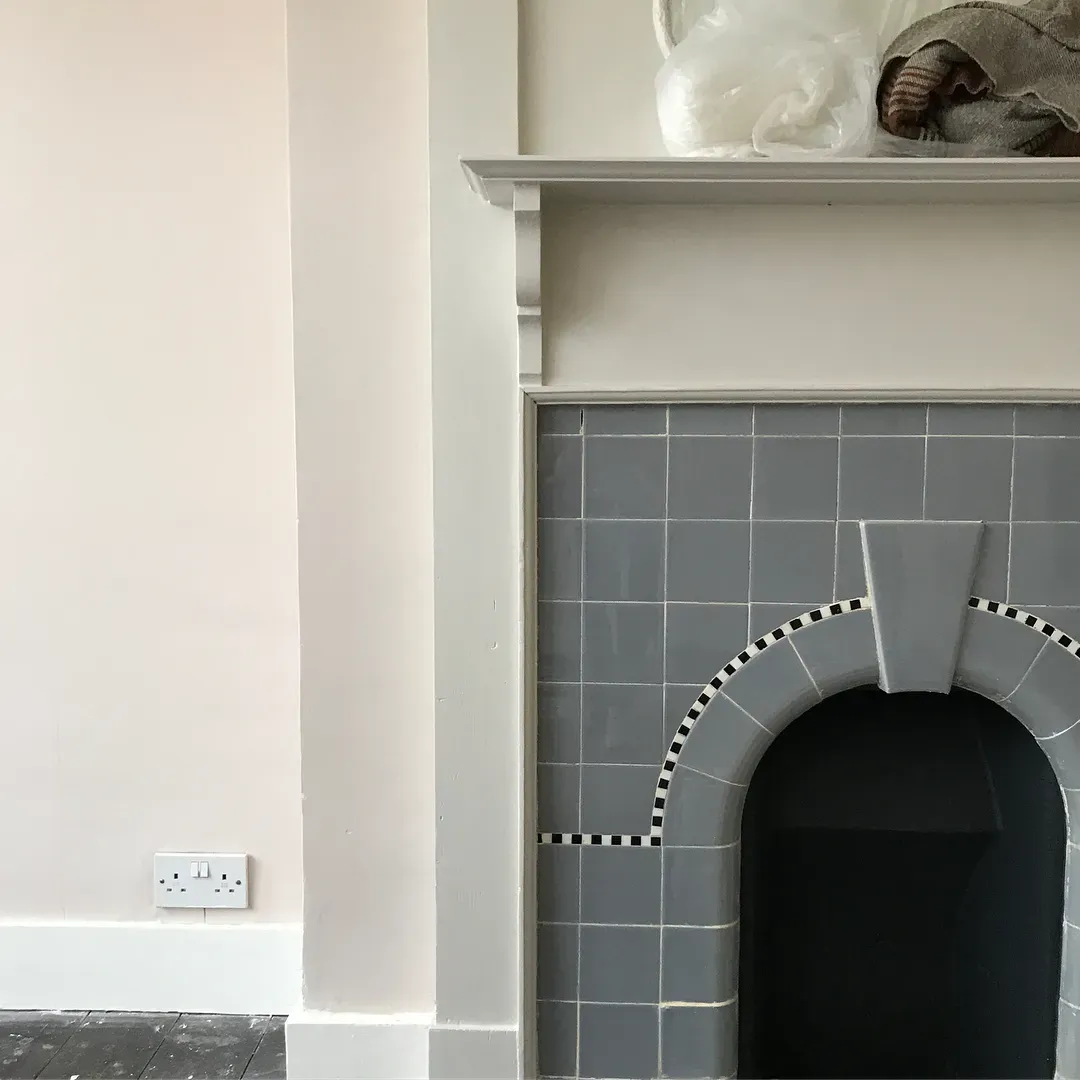 Dulux Jasmine White living room fireplace 