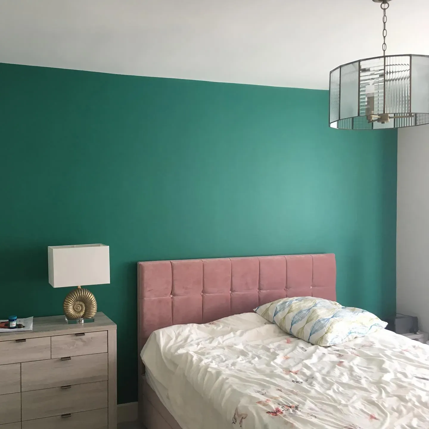 Dulux 49GG 17/232 bedroom accent wall review