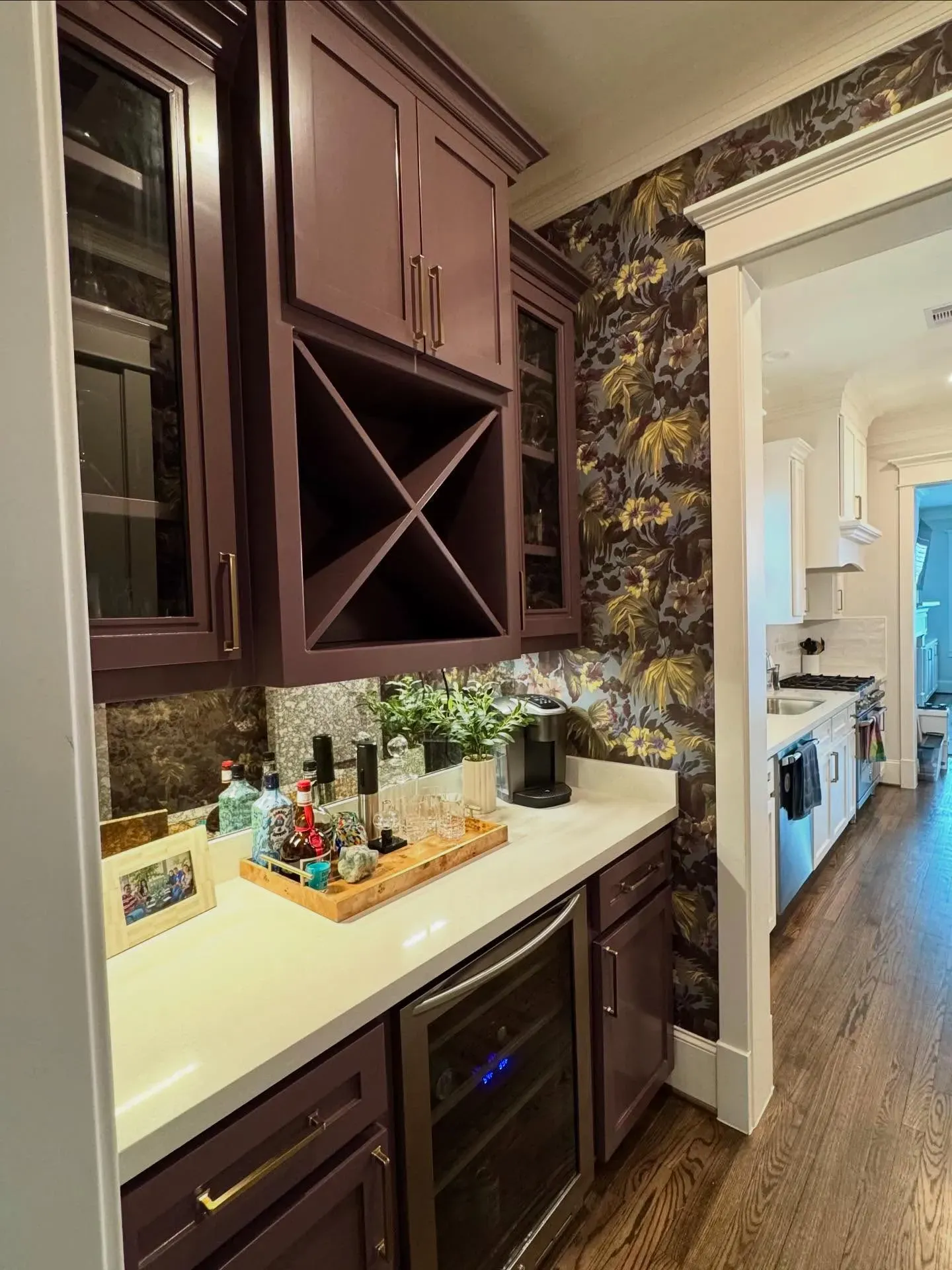 SW 6271 kitchen cabinets color