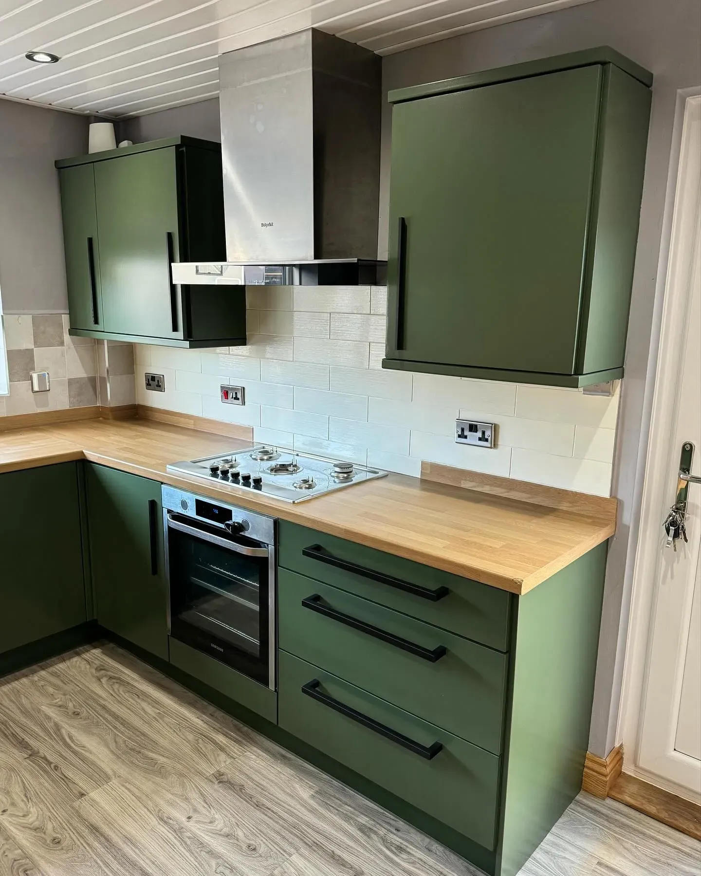 Farrow and Ball Beverly kitchen cabinets review